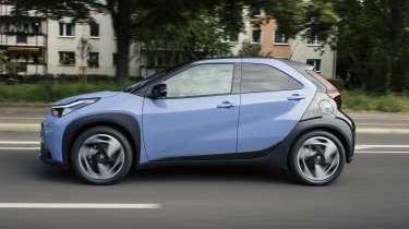 Toyota Aygo X Hybrid - side profile 